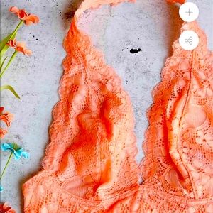 🆕Free People Galloon Lace Halter Bralette